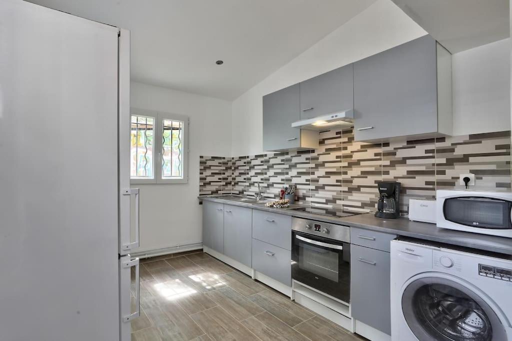 Parking Prive Gratuit - 15Mn Paris - Gare A Pied En 5Mn - Tout Equipee - Terrasse - Jardin - Stade De France - Casino D'Enghien - Hippodrome, Universite Epinay-sur-Seine Bagian luar foto